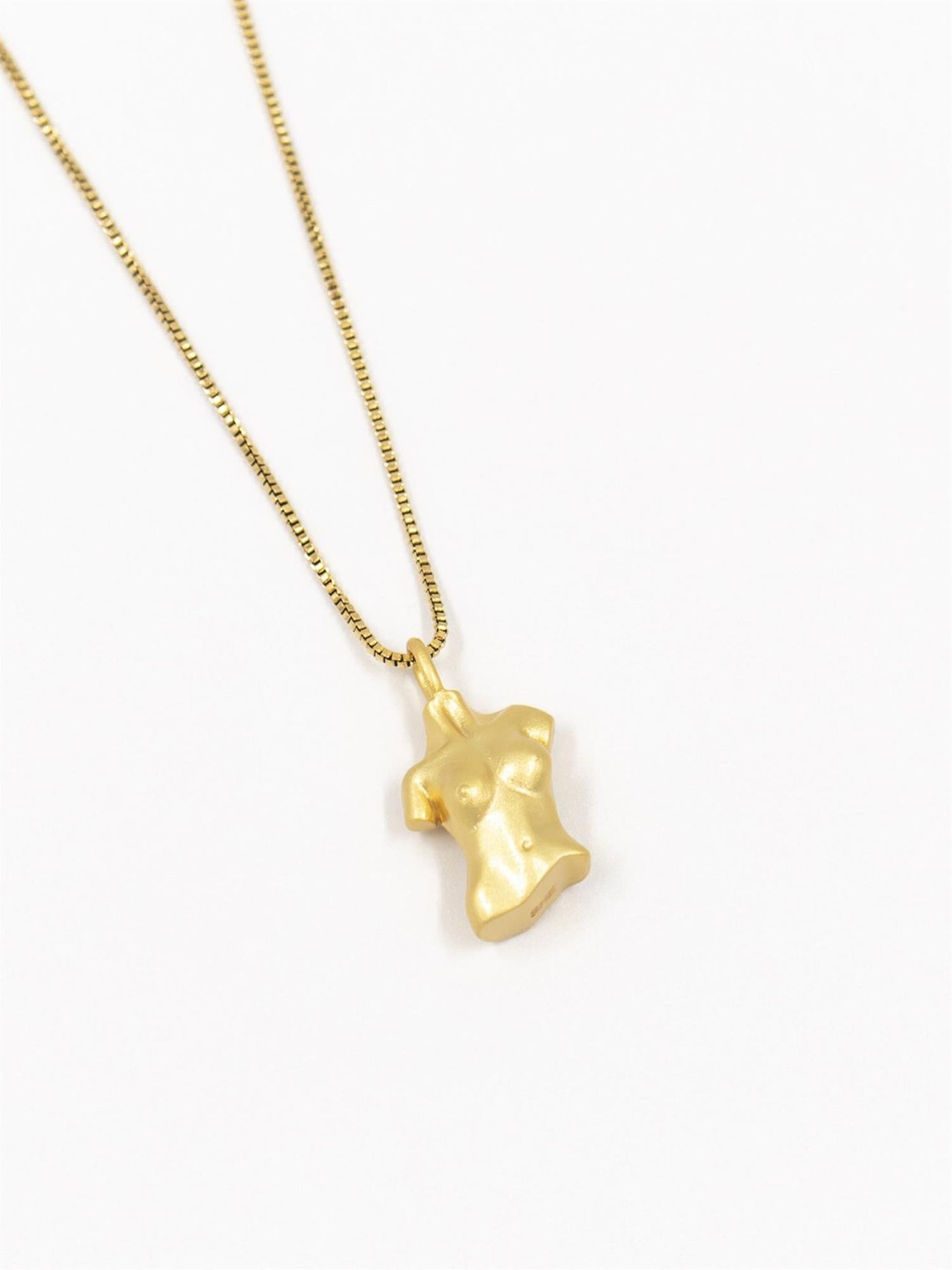 Figure Necklace Gold