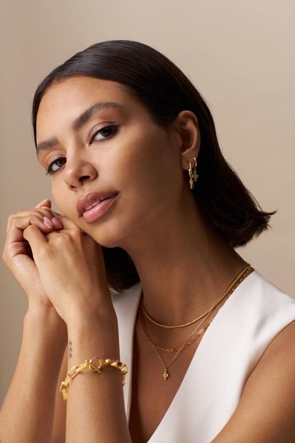 Woven Twist & Cross Mid-Size Hoop Earrings Gold