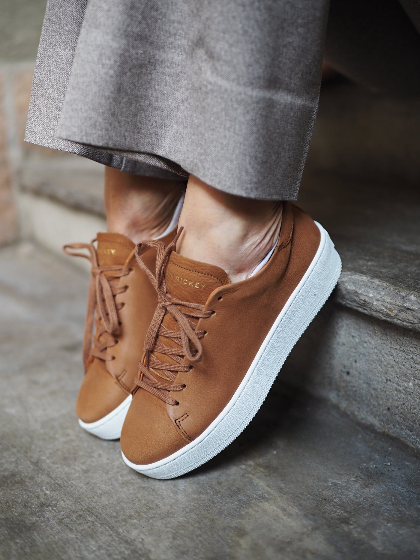 Deuce Court Nubuck Cognac