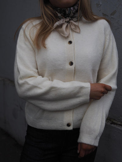 Allison O-neck Cardigan Knit Arctic Wolf